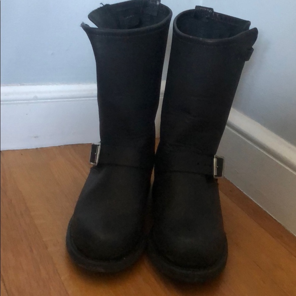 Frye Engineer 8R